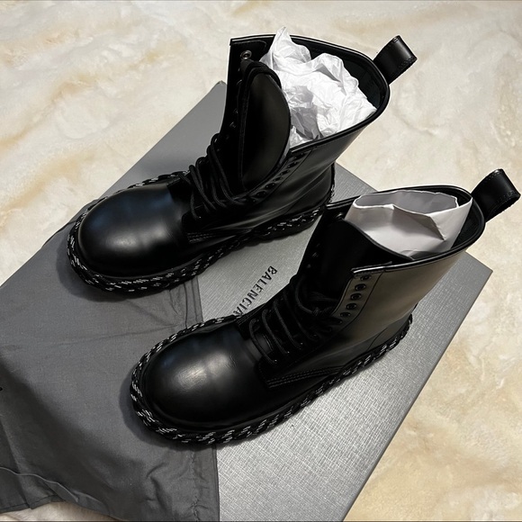 Balenciaga boots - Picture 5 of 6